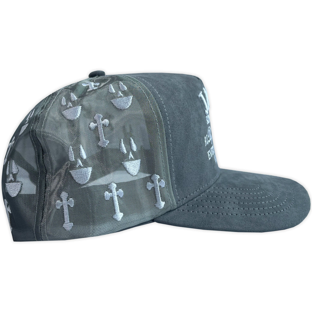 Gorra BY JACC IDEAS GAMUZA MALLA GRIS