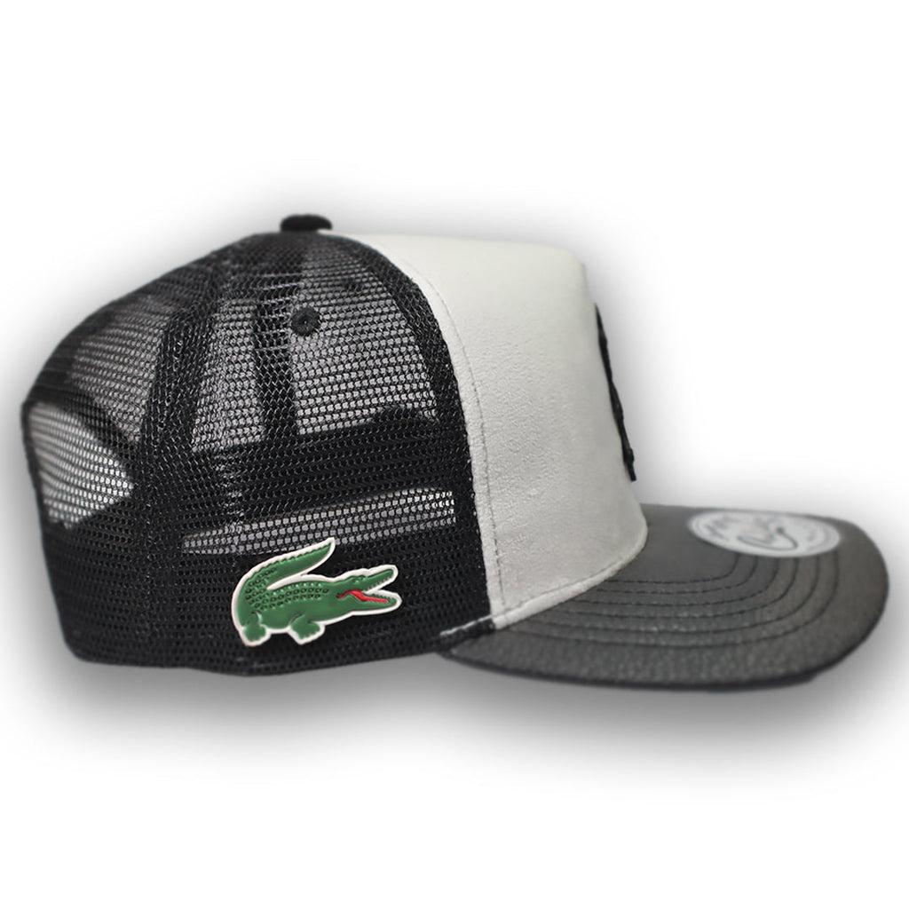 GORRA CULICHICAPS BAD BOY PLACA BLANCA TRUCKER