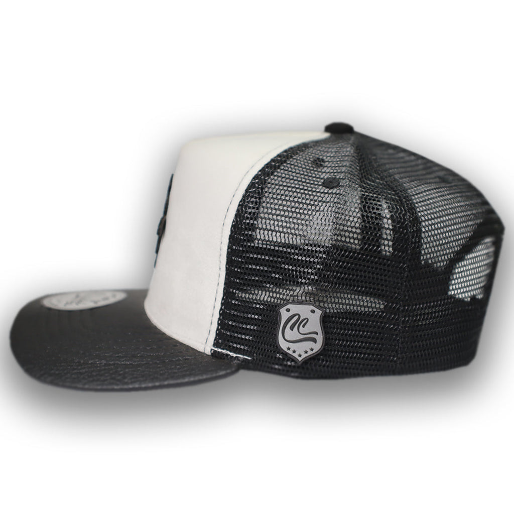 GORRA CULICHICAPS BAD BOY BLANCO TRUCKER GOMA